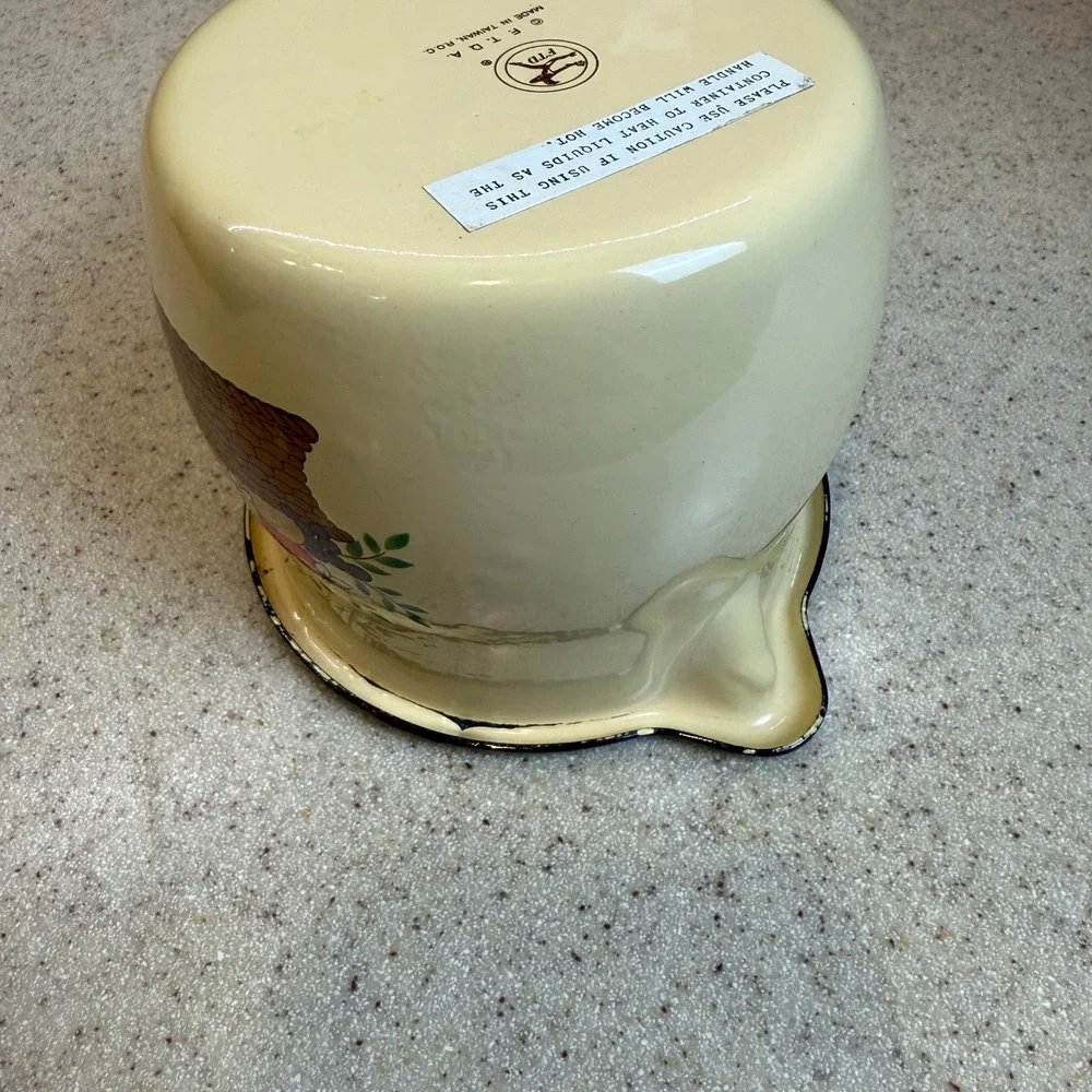N/A vintage enamelware